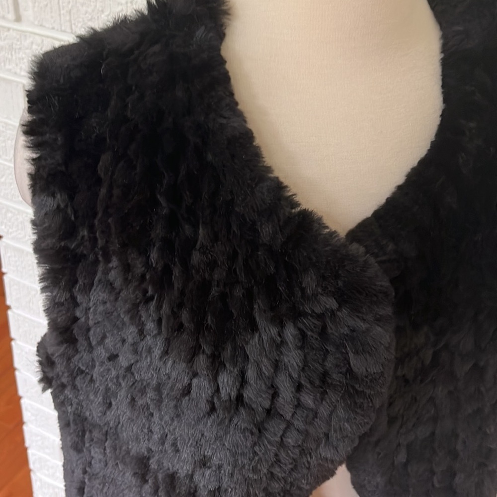 Nanette Lepore Black Faux Fur Vest - Picture 3 of 7